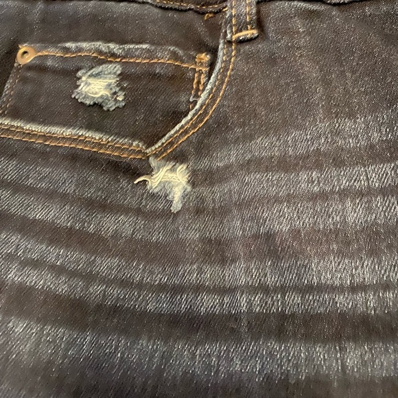 Westbound Woman Mid Rise Straight-Leg Dark-Wash Distressed Jeans 18W Short - Picture 8 of 9